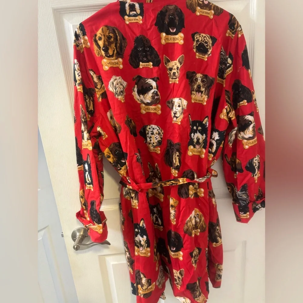 Nick & Nora Milk- Bone Red Dog‎ Print Robe